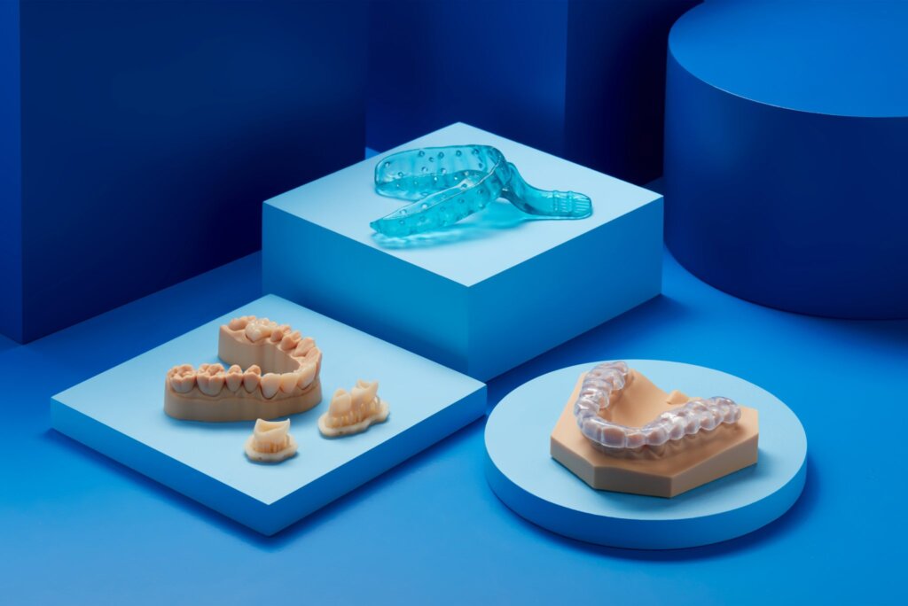 Formlabs社のシステムで3Dプリントされた歯科部品　出展：-Formlabs社
